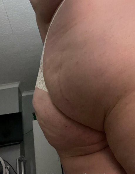 blonde secretary onlyfans hot sexy pictures