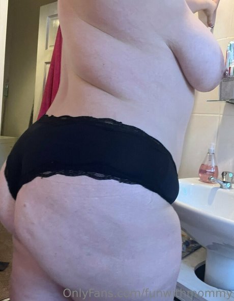 cuckold feet onlyfans free naked picture