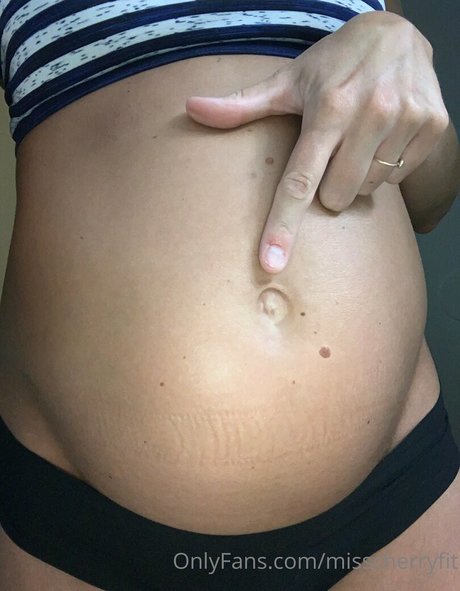 natural redhead onlyfans top pictures