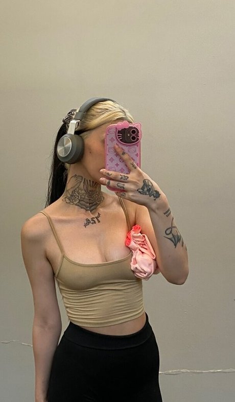 Akasi ASMR pornstar adult gallery