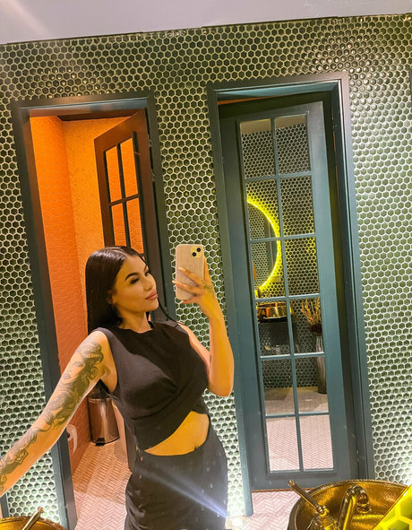 mature squirt onlyfans beautiful naked images