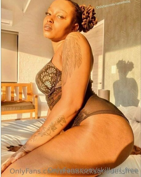 skillgirl free model sexy picture