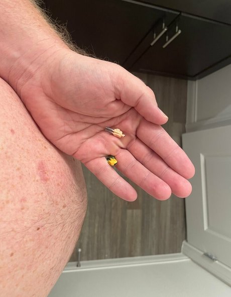 outihulk star nude picture