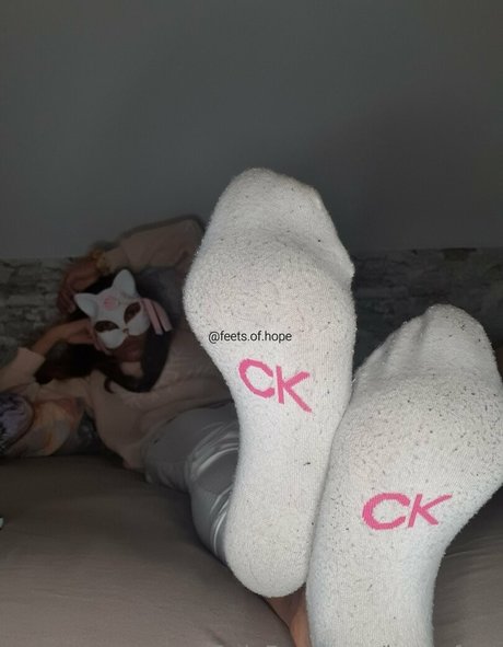 hope feet beautiful actress galleries