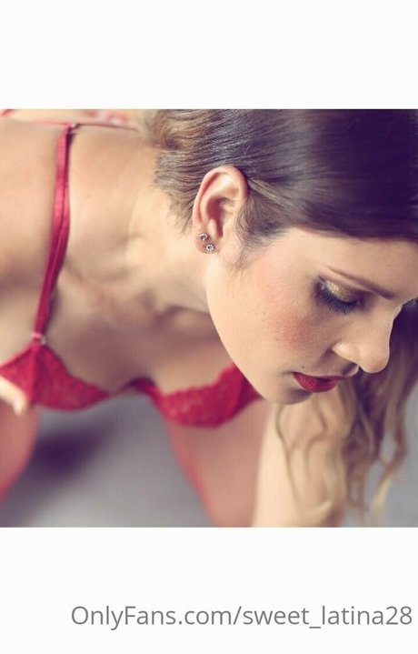 sweet latina28 model perfect pictures