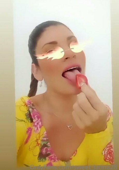 sweet latina28 pornstar hot picture