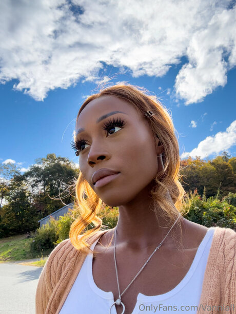 vanniallfree art model photo