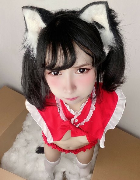 Joyce Poring free model images