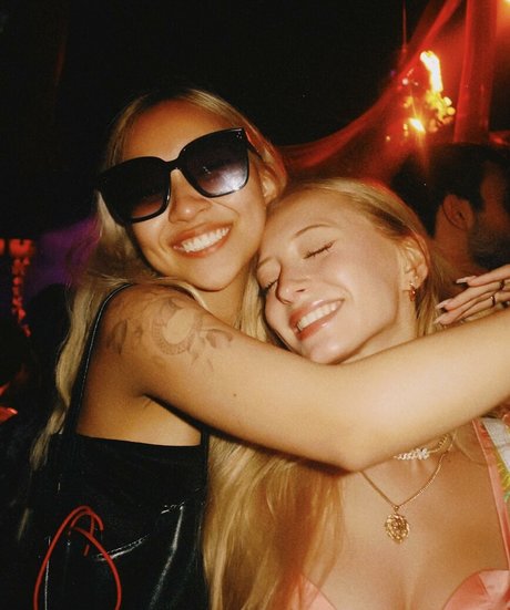 tight teen pussy onlyfans pornographic images