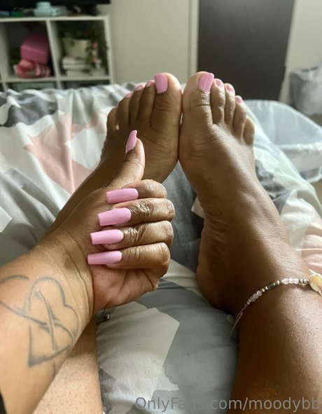 moodybb pornographic star photo