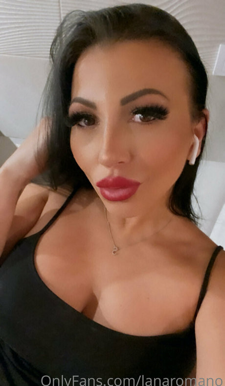lanaromano nude actress pic