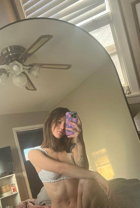 LakinDayXO model erotic pic