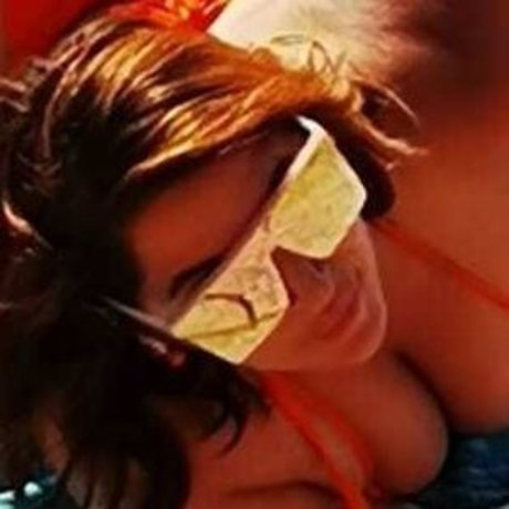 Onesarahhh pornographic model pics