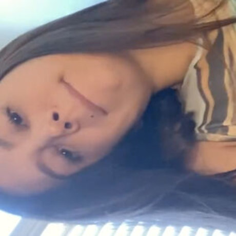 Collegestripper sexy actress picture