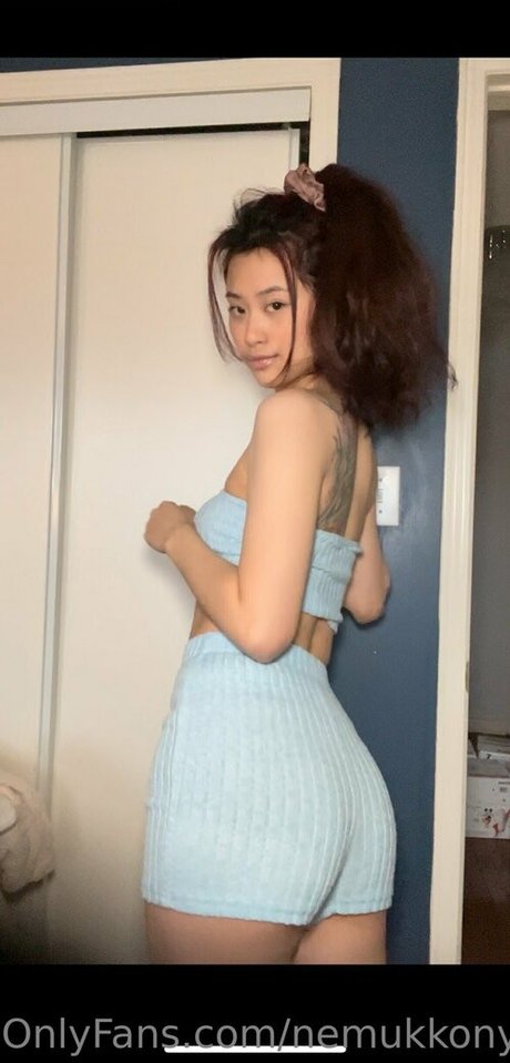 nemukkonyago free pornstar pic