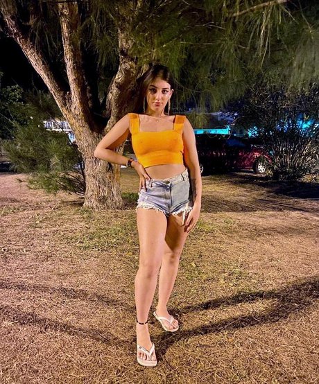 feehsantuuhs hot star pic