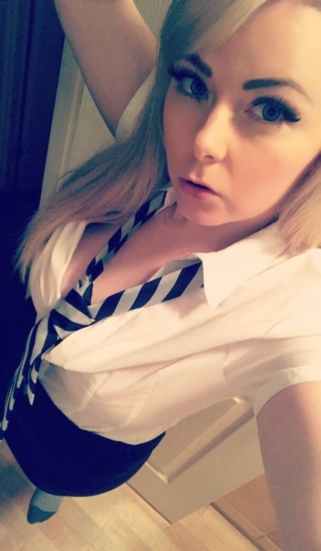 curvydanni pornstar art picture