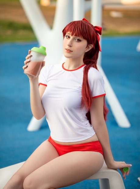 Elycoris actress pictures