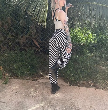 itscutiepiesade pornstar art image