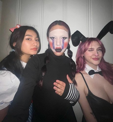 big dick shemale onlyfans nude picture