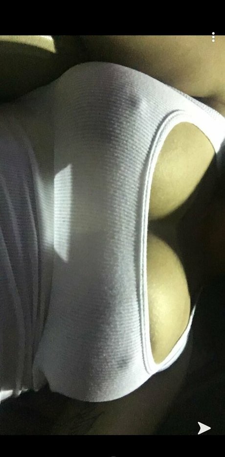 lovelyladymaee exclusive model photo