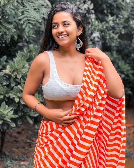 lightskin onlyfans pretty photo