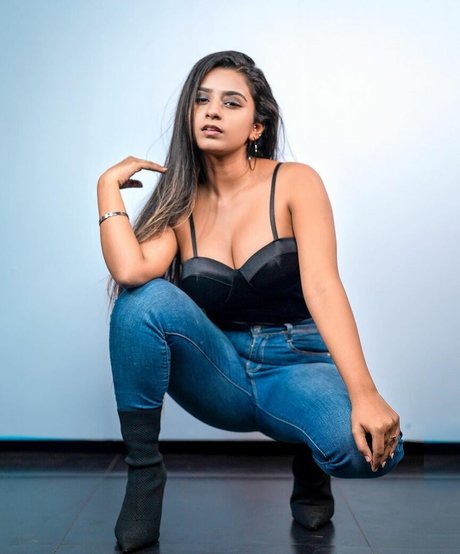 Suhana Khan hd pornstar photo