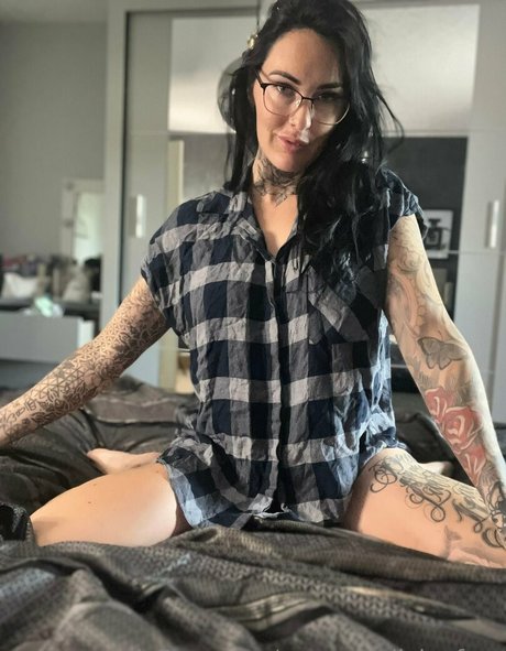 nerdy onlyfans naked images