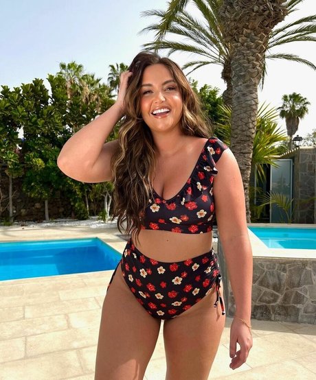 Jacqueline Jossa adult actress pics