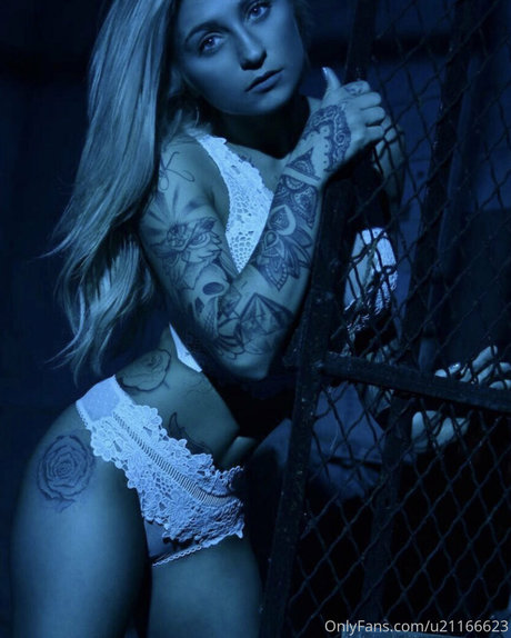 horny girls onlyfans xxx archive