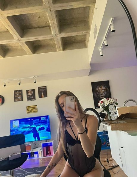 eroticdomination model art images