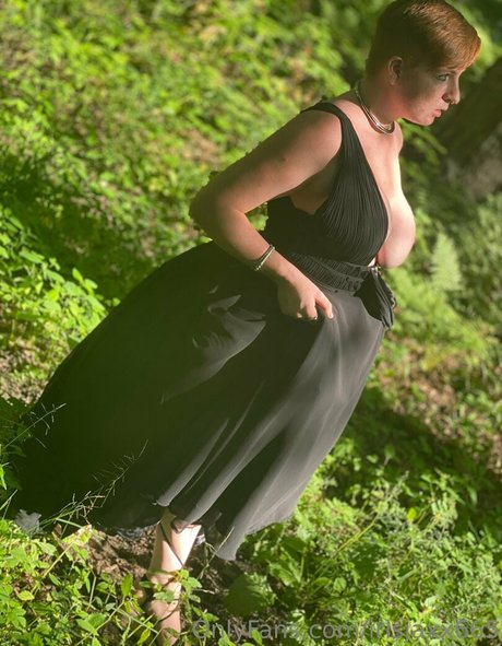 latina shemale onlyfans adult photo