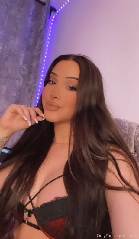 iliafox exclusive actress pics