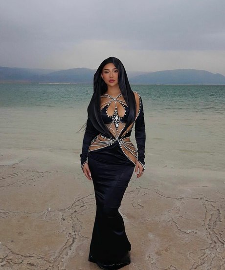 Nikita Dragun porn star img