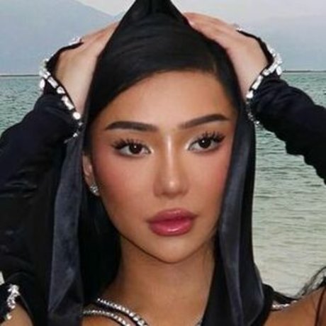 Nikita Dragun pretty pornstar galleries