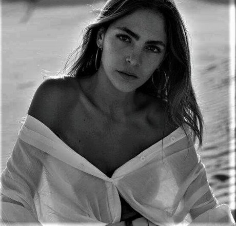 Smadar Avi model hd images