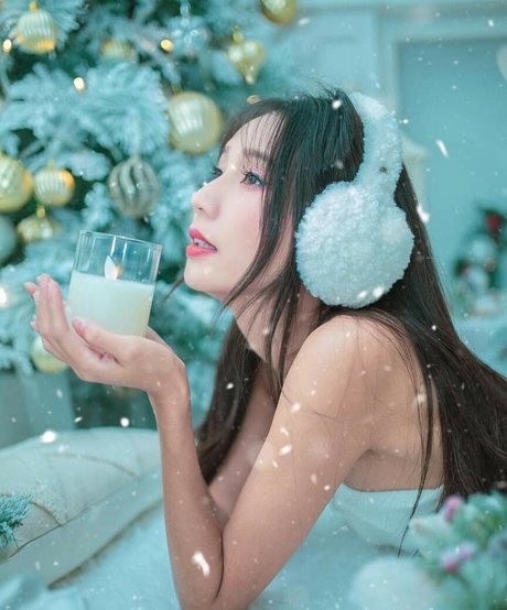 teen young onlyfans beautiful naked photos