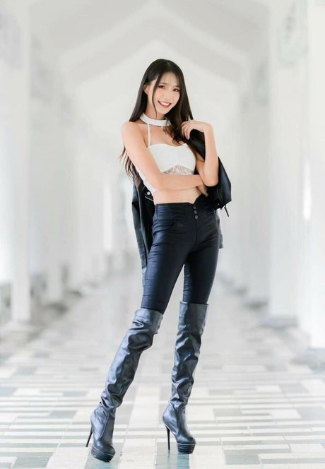 girl onlyfans free xxx archive