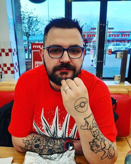 Paul Haythorne star top photo