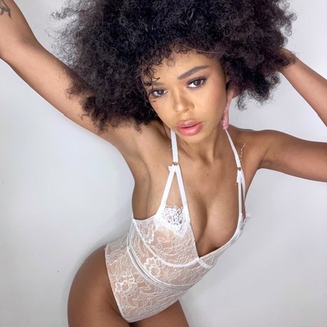 ChinaGolden star beautiful image