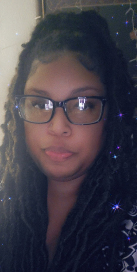 N White beautiful actress image