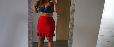 Programmer Girl VIP hot actress photos