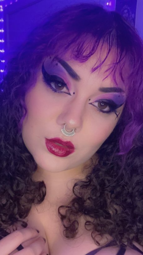 The Pumpkin Butt Sluttt model pornographic pic