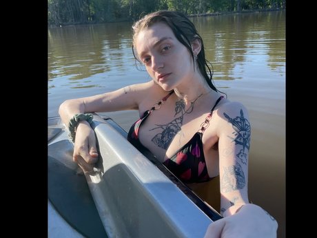 female influencer onlyfans free sexy archive