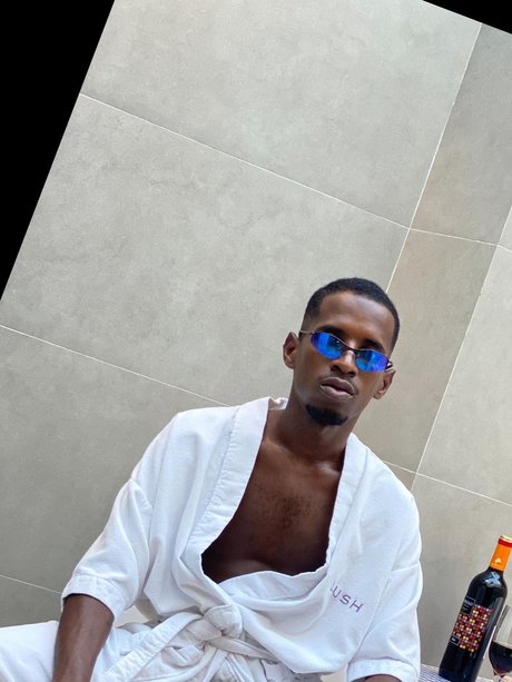 DANIEL BAIANO pornstar naked picture