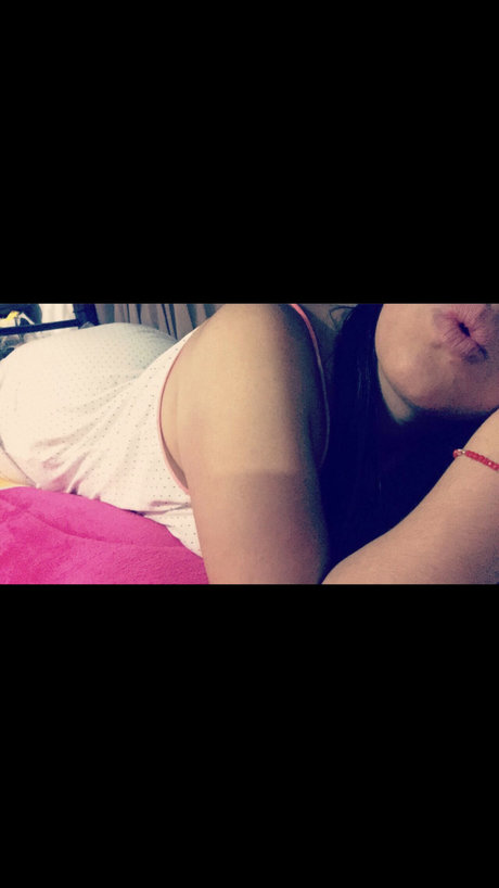 Daann Guzm n naked star photos