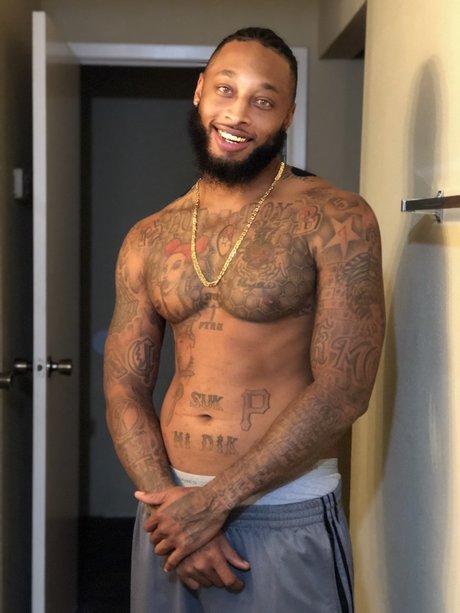 Ronald Munerlyn model hd image