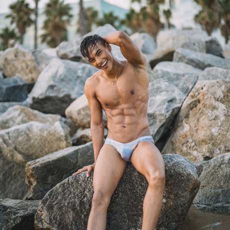 Chriz pornstar naked images