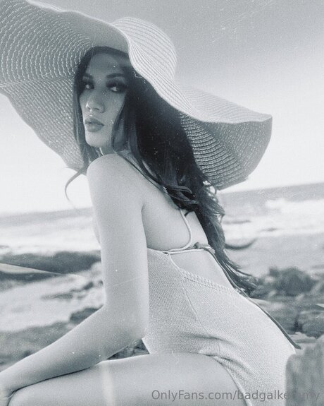 badgalkemmy sex actress pictures