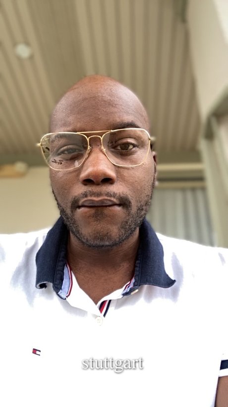 _GURU star erotic pics